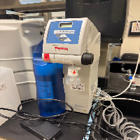 Thermo Barnstead Smart2Pure Lab Water Filtration System image 0